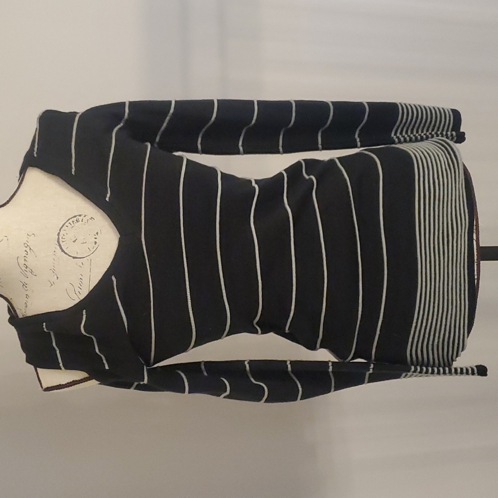 Cold shoulder light sweater